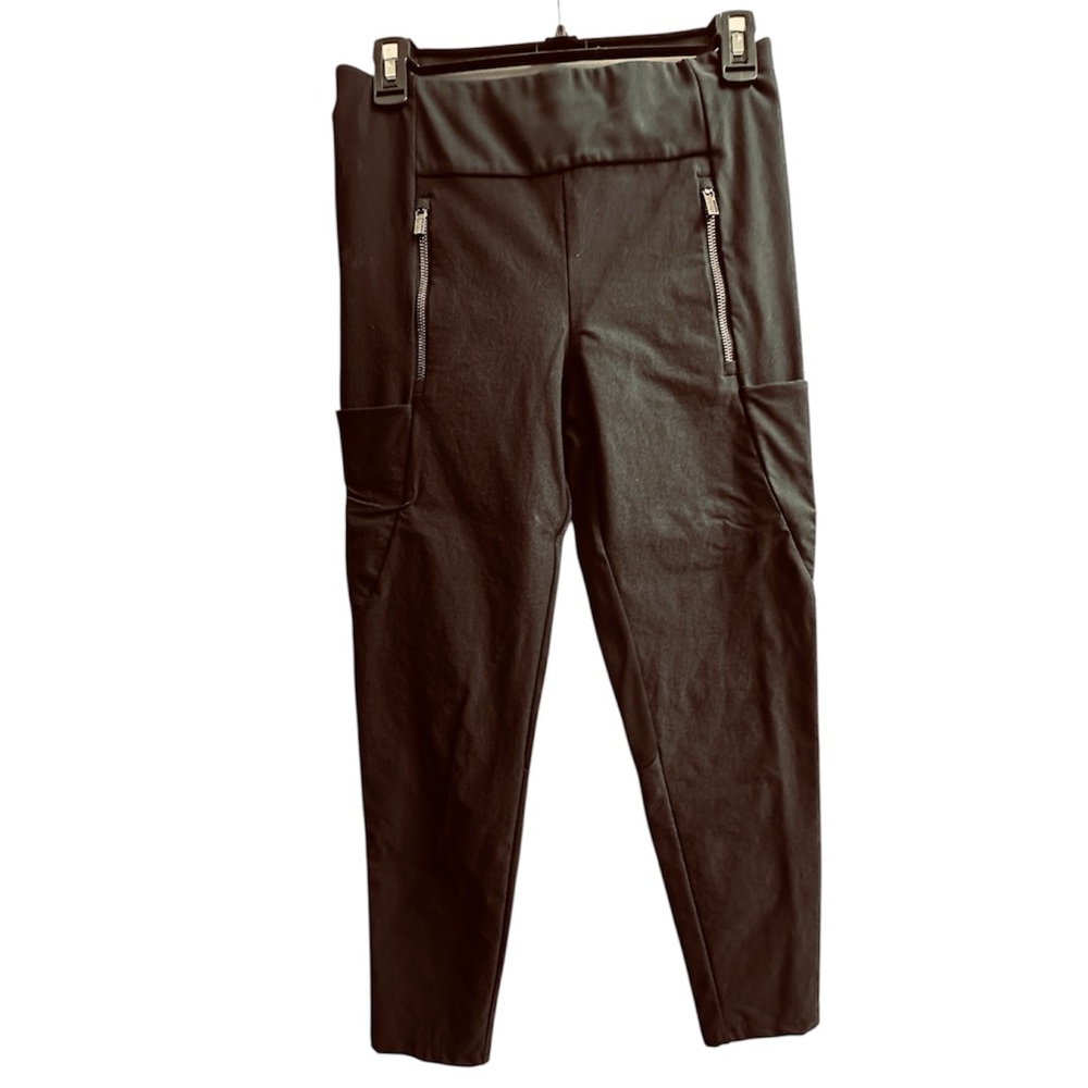 Athleta HEADLANDS Hybrid Cargo Pants in Black Size 4P